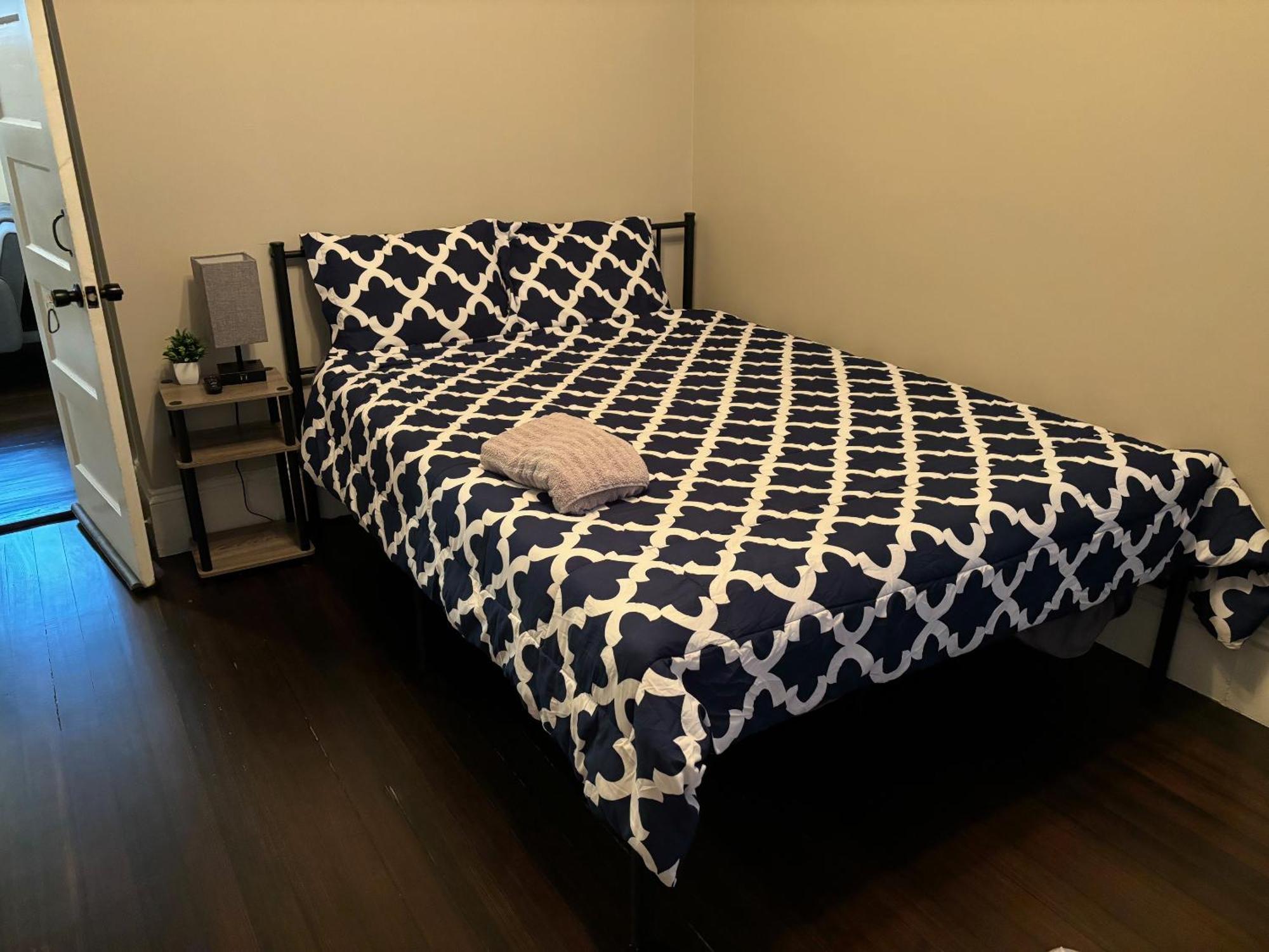 Homestay B&B In Boston - 3 Locations In Dorchester Exterior photo
