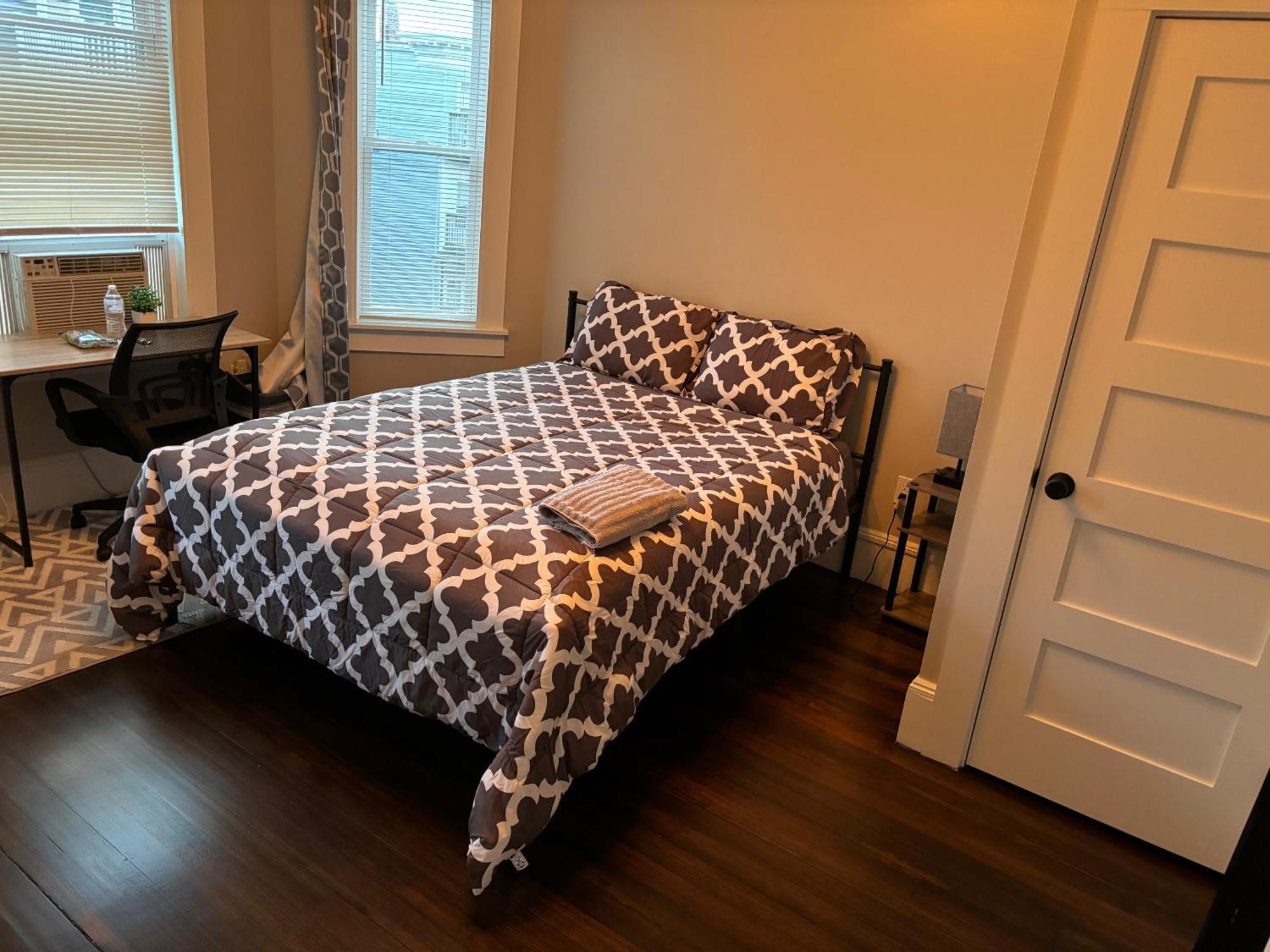 Homestay B&B In Boston - 3 Locations In Dorchester Exterior photo
