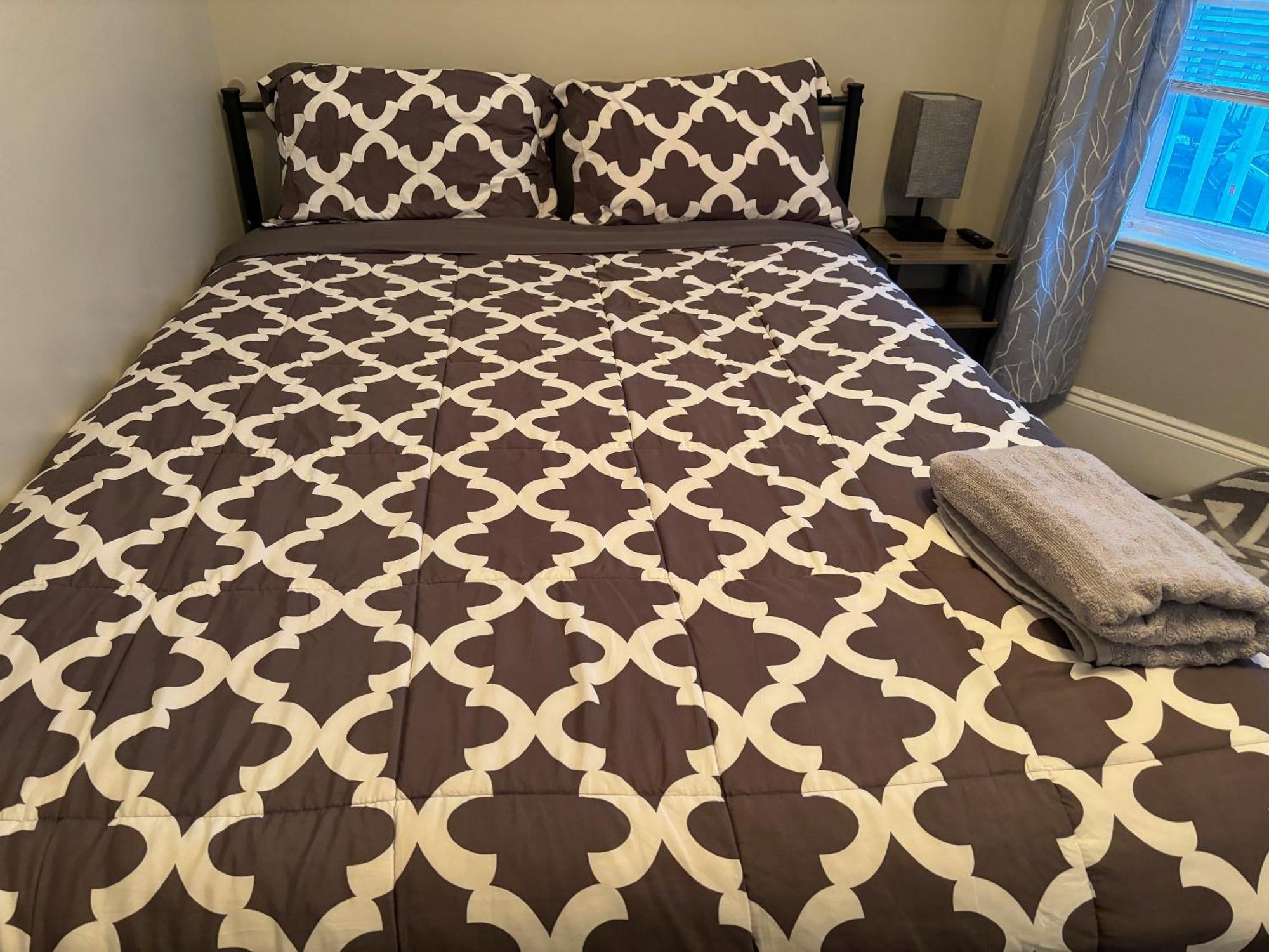 Homestay B&B In Boston - 3 Locations In Dorchester Exterior photo
